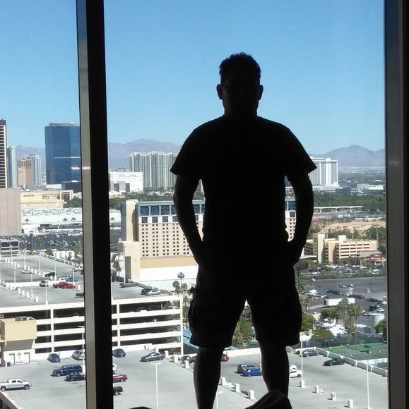 Meet your Posher, Calixto - Picture 1 of 1